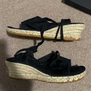 Excellent use condition Burberry espadrilles